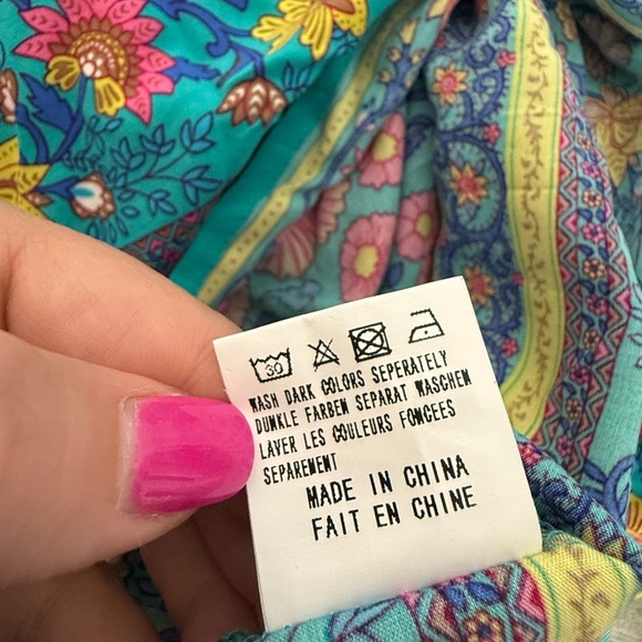 Beautiful Bright Colored Flowy dress for Spring/Summer Boho babydoll dress feel - Picture 6 of 8